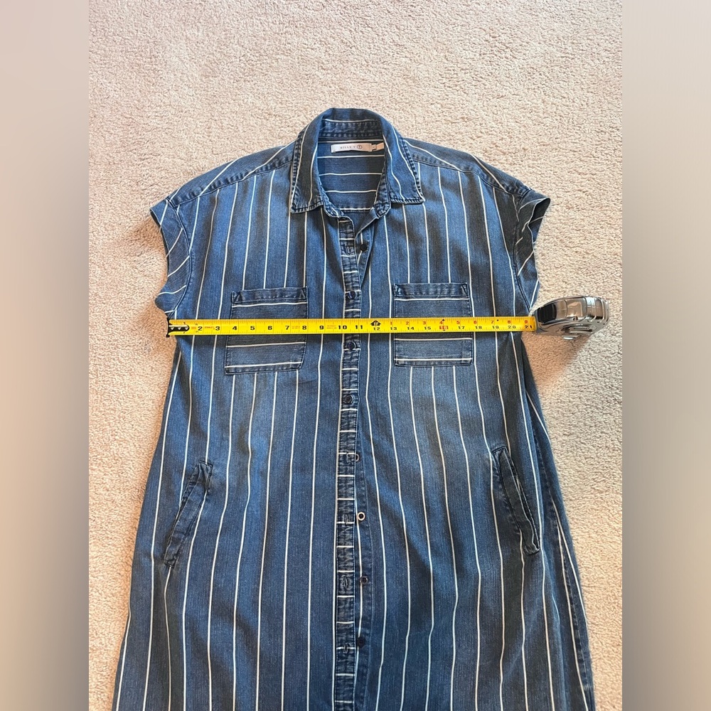 Denim buttondown shirt dress - Picture 7 of 10